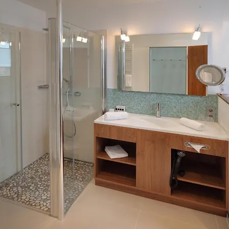 Hotel Faehrhaus 4*